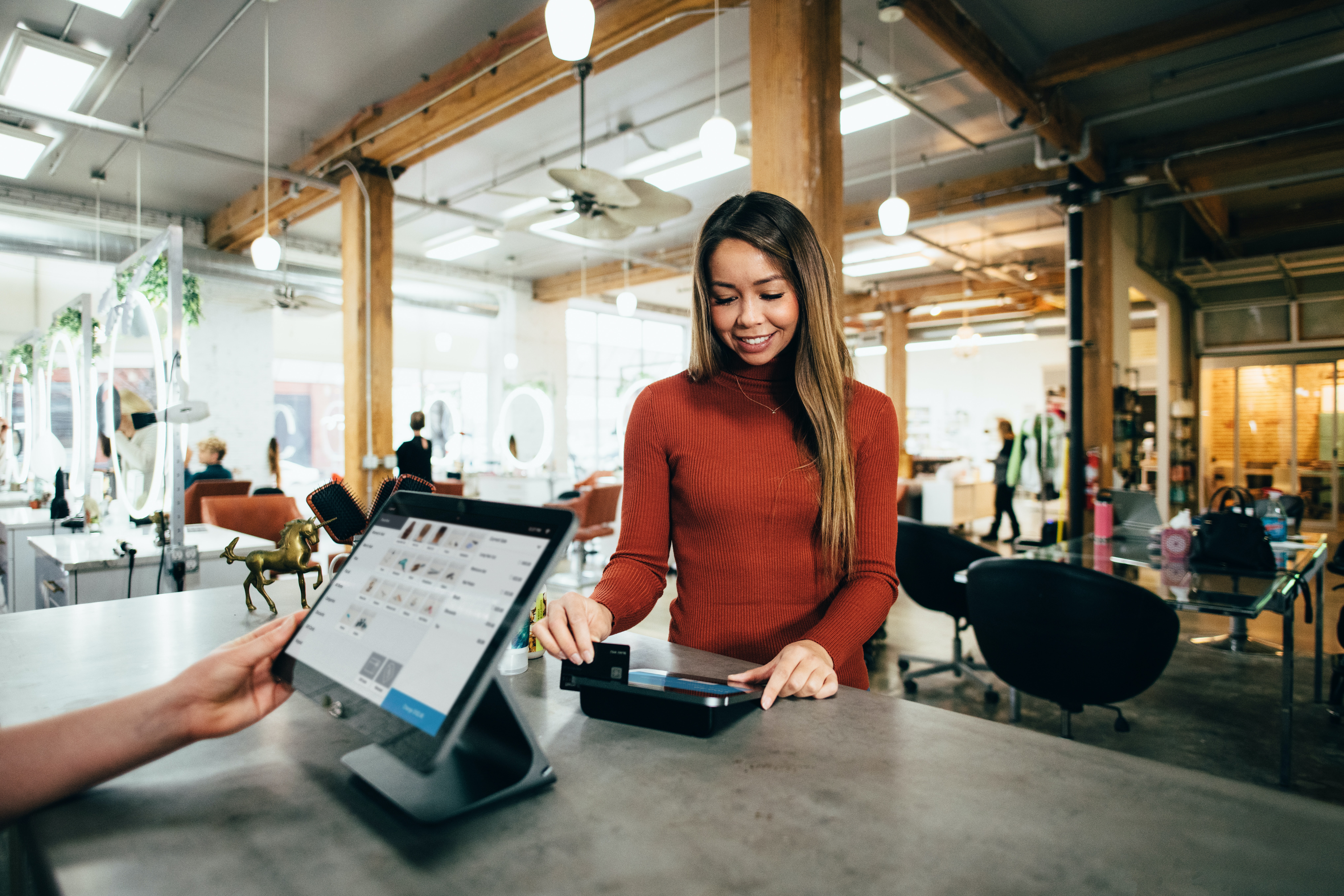 blake-wisz-payments-unsplash blake-wisz-payments-unsplash