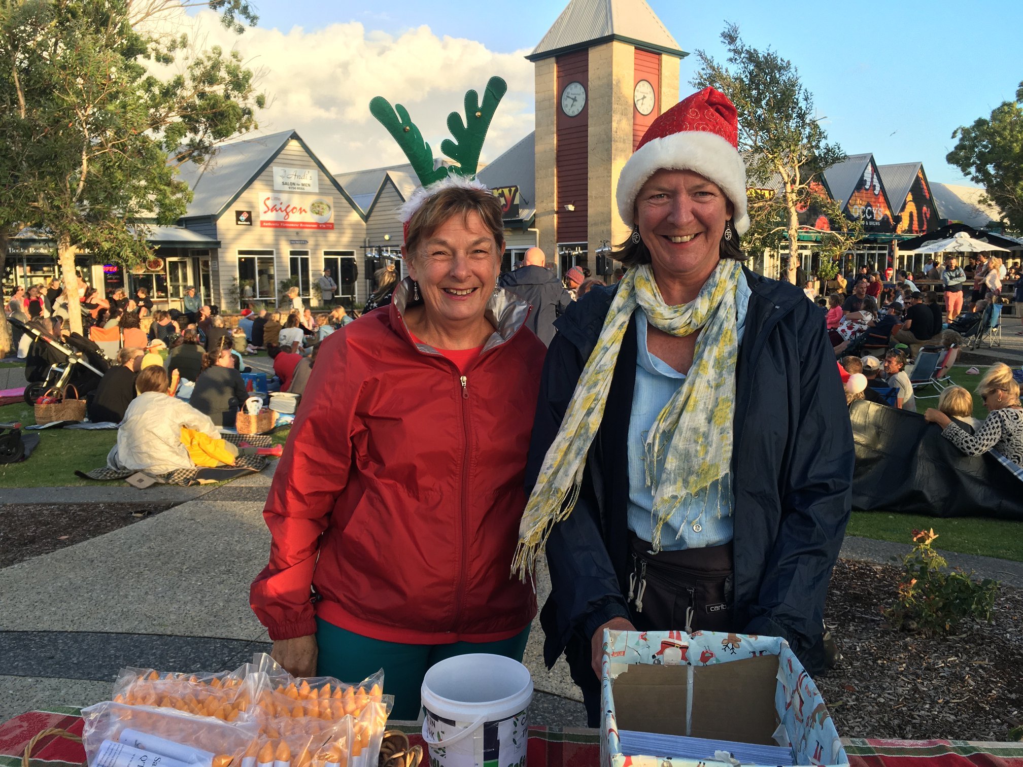 DPA volunteers Carols in the Park Candles